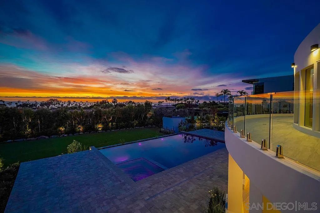 La Jolla Shores Ocean-View Estate — 4x8 Construction
