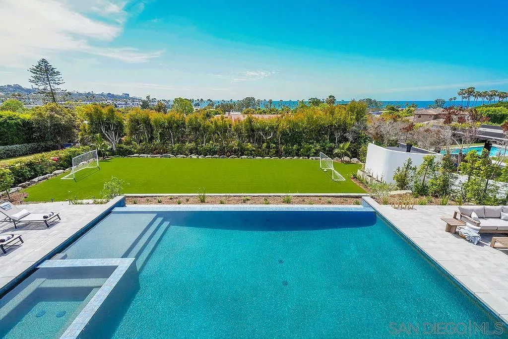 La Jolla Shores Ocean-View Estate — 4x8 Construction