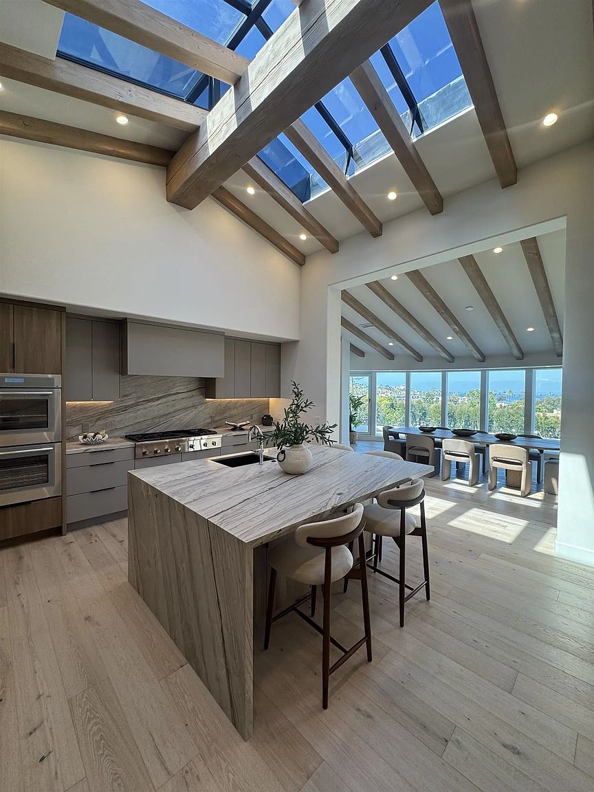 La Jolla Shores Ocean-View Estate — 4x8 Construction