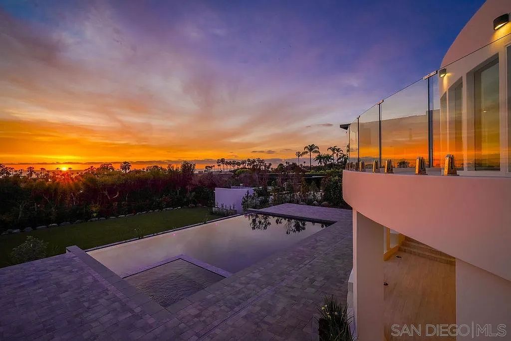 La Jolla Shores Ocean-View Estate — 4x8 Construction