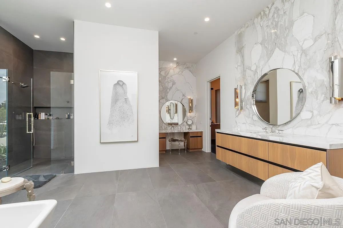Modern Farmhouse on El Mirador — 4x8 Construction