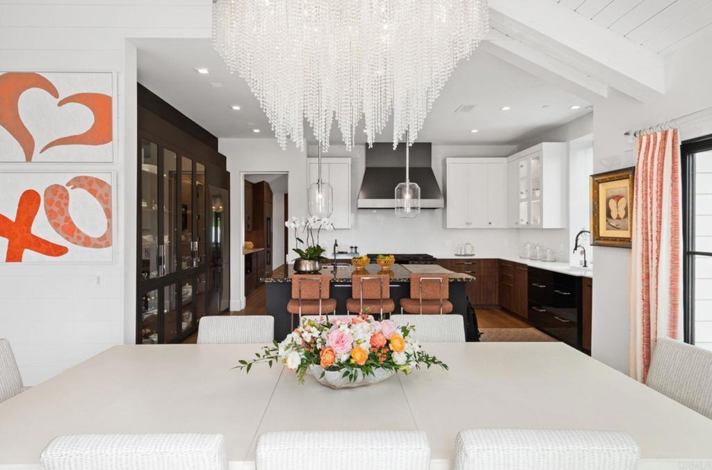 El Secreto Modern Farmhouse — 4x8 Construction
