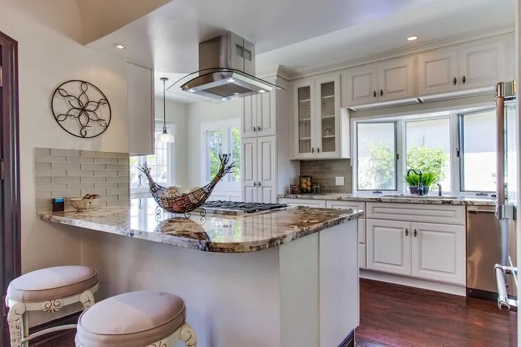 Kitchens & Baths — 4x8 Construction