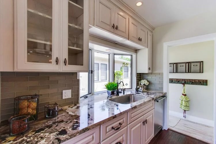 Kitchens & Baths — 4x8 Construction