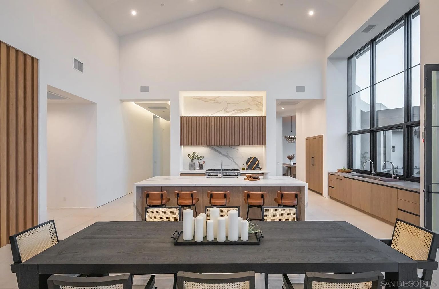 Linea Del Cielo modern estate, Rancho Santa Fe — foundation and concrete by 4x8