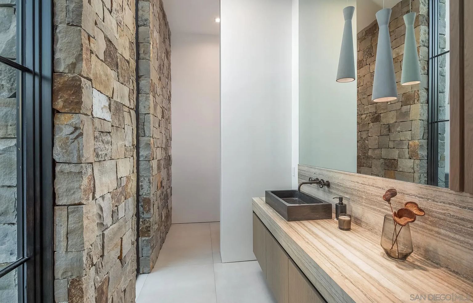 Linea Del Cielo modern estate, Rancho Santa Fe — foundation and concrete by 4x8