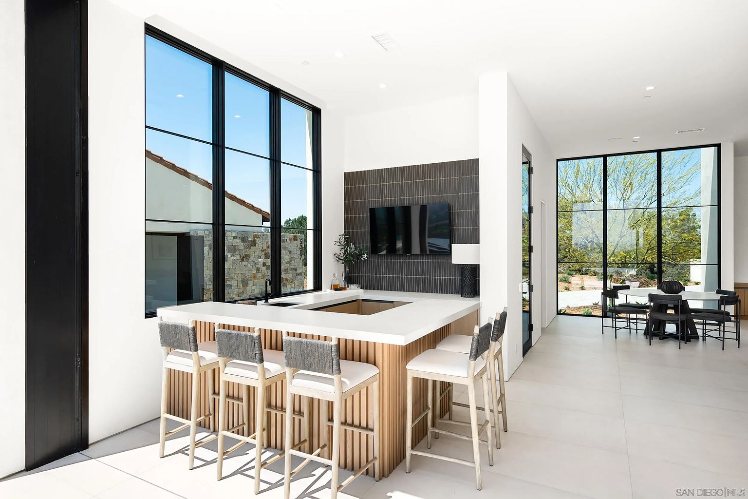 Linea Del Cielo modern estate, Rancho Santa Fe — foundation and concrete by 4x8