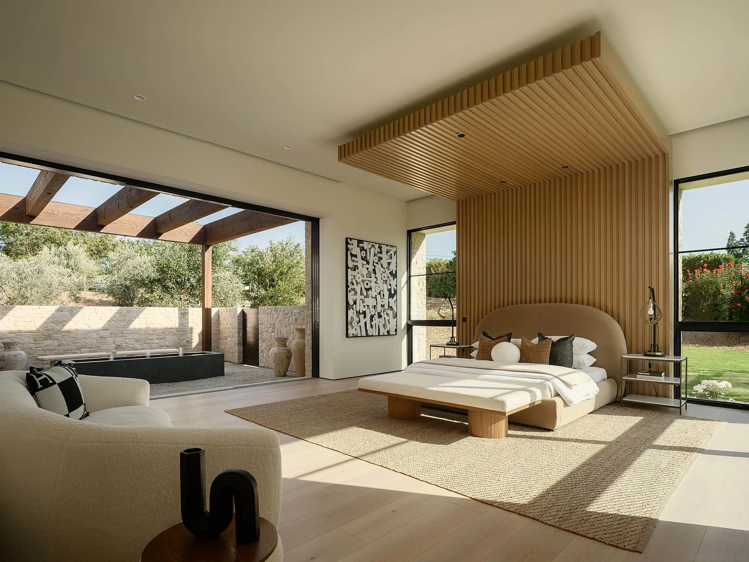 AER — Modern Estate in The Covenant — 4x8 Construction