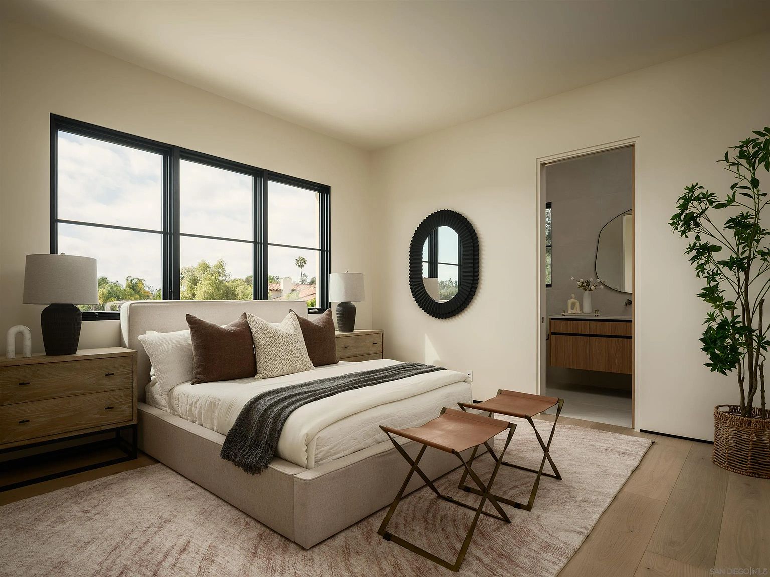 AER — Modern Estate in The Covenant — 4x8 Construction