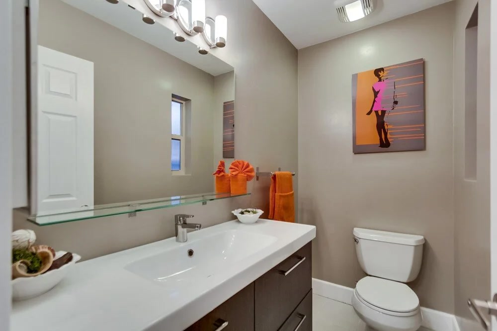 Modern Remodel at Twilight — 4x8 Construction